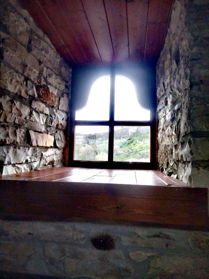 Ruols guesthouse Gjirokastër Eksteriør billede